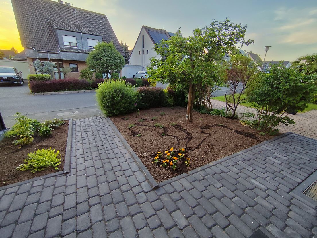 Schönes und modernisiertes 5ZimmerReihenhaus in Leverkusen Hitdorf